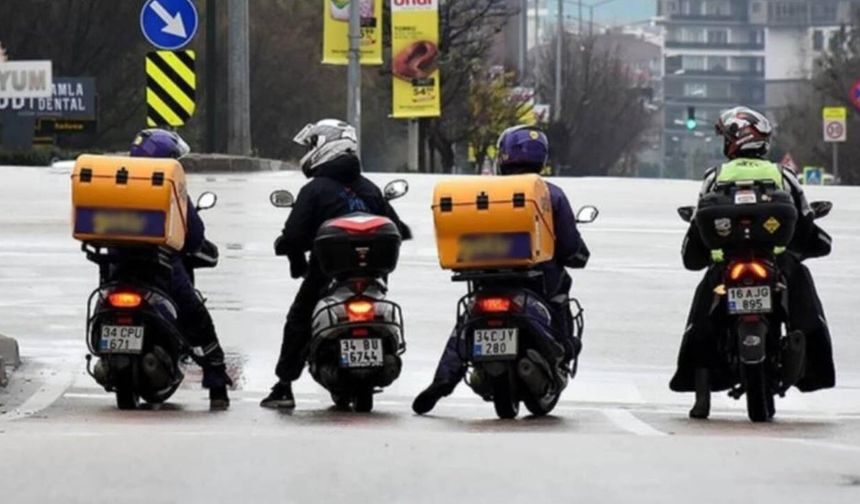 Motokuryelere yeni dönem: Artık herkes kurye olamayacak!