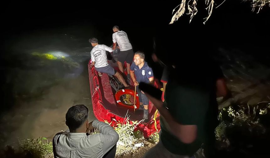 Dicle Nehri'nde mahsur kalanlar kurtarıldı