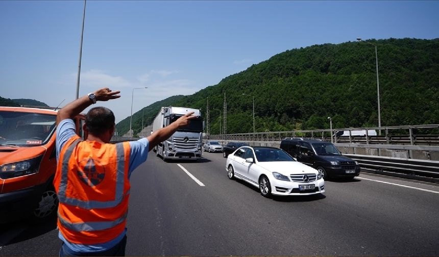 Bayram tatilinde kamyon ve TIR’lara trafik kısıtlaması
