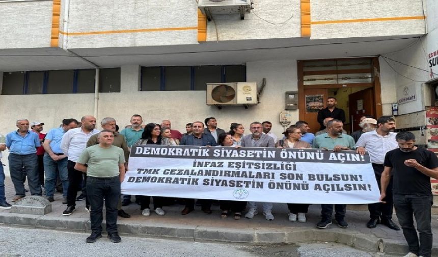 DEM Parti İstanbul’da infaz düzenlemesini protesto etti