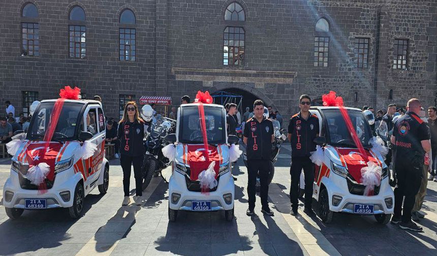 Diyarbakır’da Turist Polislerin yeni araçları tanıtıldı