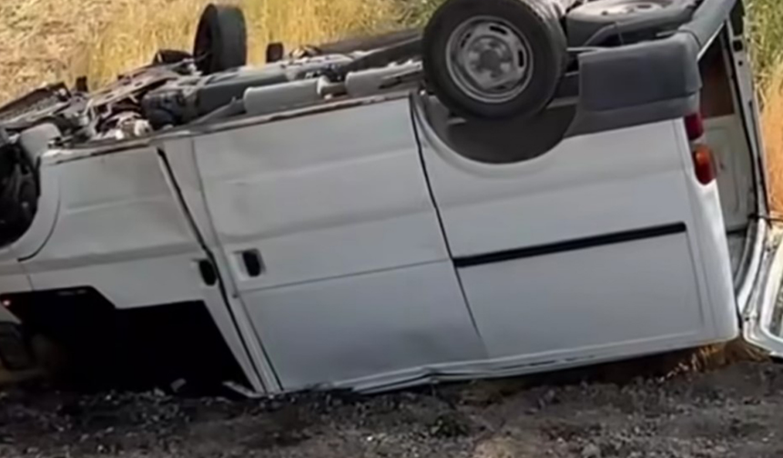 Van’da trafik kazası: 11 kişi yaralandı