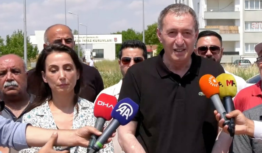 Demirtaş ve Mızraklı’ya cezaevinde ziyaret: Onlara bu süreçte ihtiyacımız var