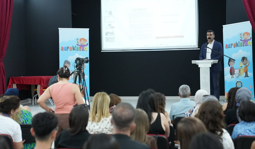Diyarbakır’da çok dilli eğitim semineri başladı