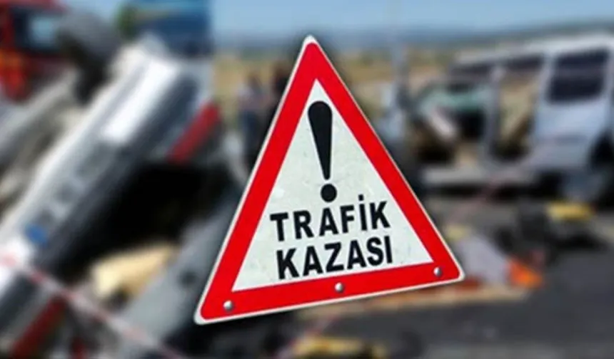 Diyarbakır’da hafif ticari araç takla attı: 2 yaralı