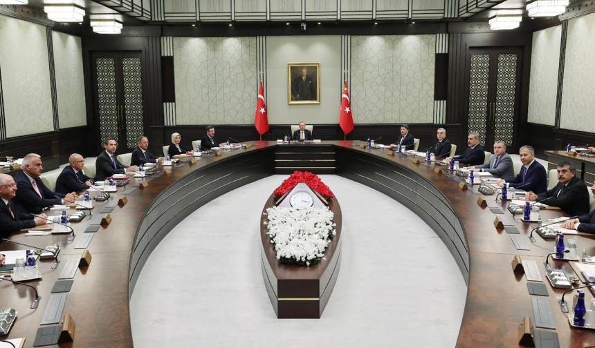 Erdoğan Başkanlığında kritik kabine toplantısı