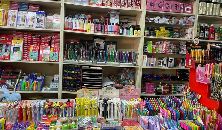 Kırtasiye masrafları aile bütçesini zorluyor
