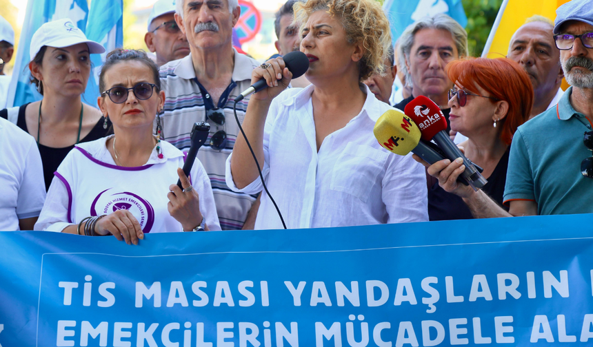 Kamu emekçileri sefalet zammına karşı ayakta