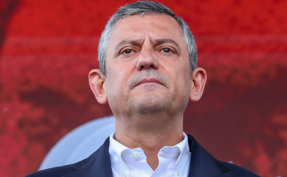 Özel hakkında Erdoğan’a hakaret gerekçesiyle soruşturma