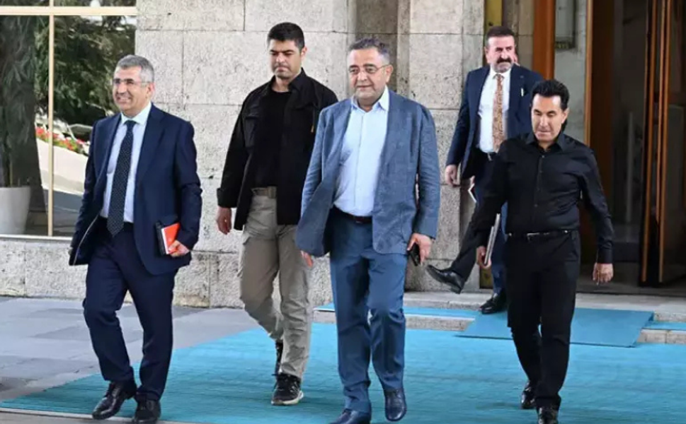 Milli Dayanışma Komisyonu, Diyarbakır anneleri ve gazilerle buluştu